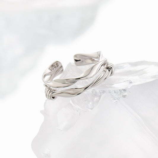 Twisté Ring